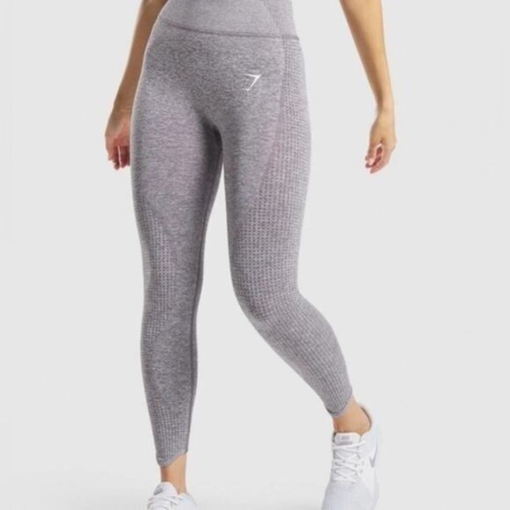 UEC GYMSHARK LIGHT GREY SEAMLESS VITAL LEGGINGS SZ S